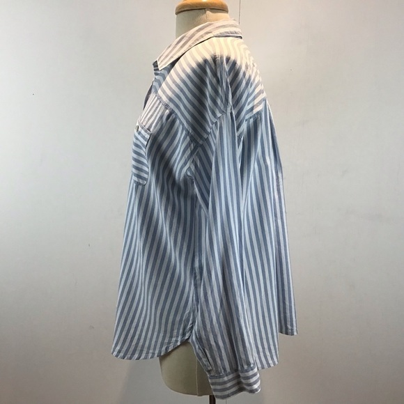 J. JILL RELAXED TENCEL SHIRT blue and white striped long sleeved. Size Medium - Picture 4 of 8